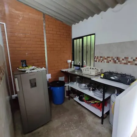 Cucu Ardilla Vivienda Campestre En Pance Villa Cali Exterior photo
